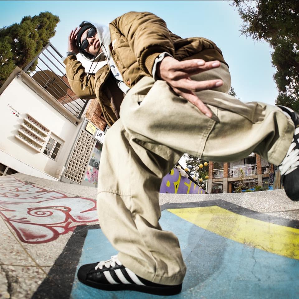 Danse Hip Hop (6e à Terminale) Vendredi 17h15 à 18h45